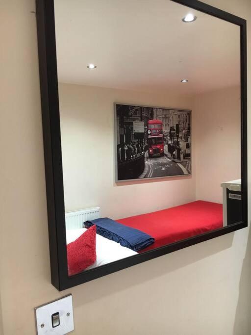 One Bedroom Flat In Central Londres Exterior foto