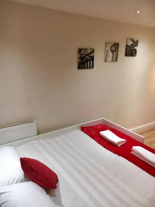 One Bedroom Flat In Central Londres Exterior foto